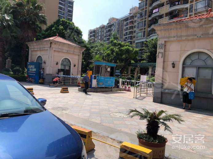 东莞运河城电梯广告价格_怎么投放?- 传不