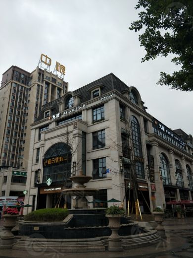 成都维港电梯广告价格_怎么投放?- 传不